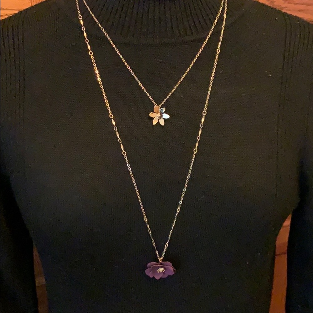 Banana Republic gold floral necklace